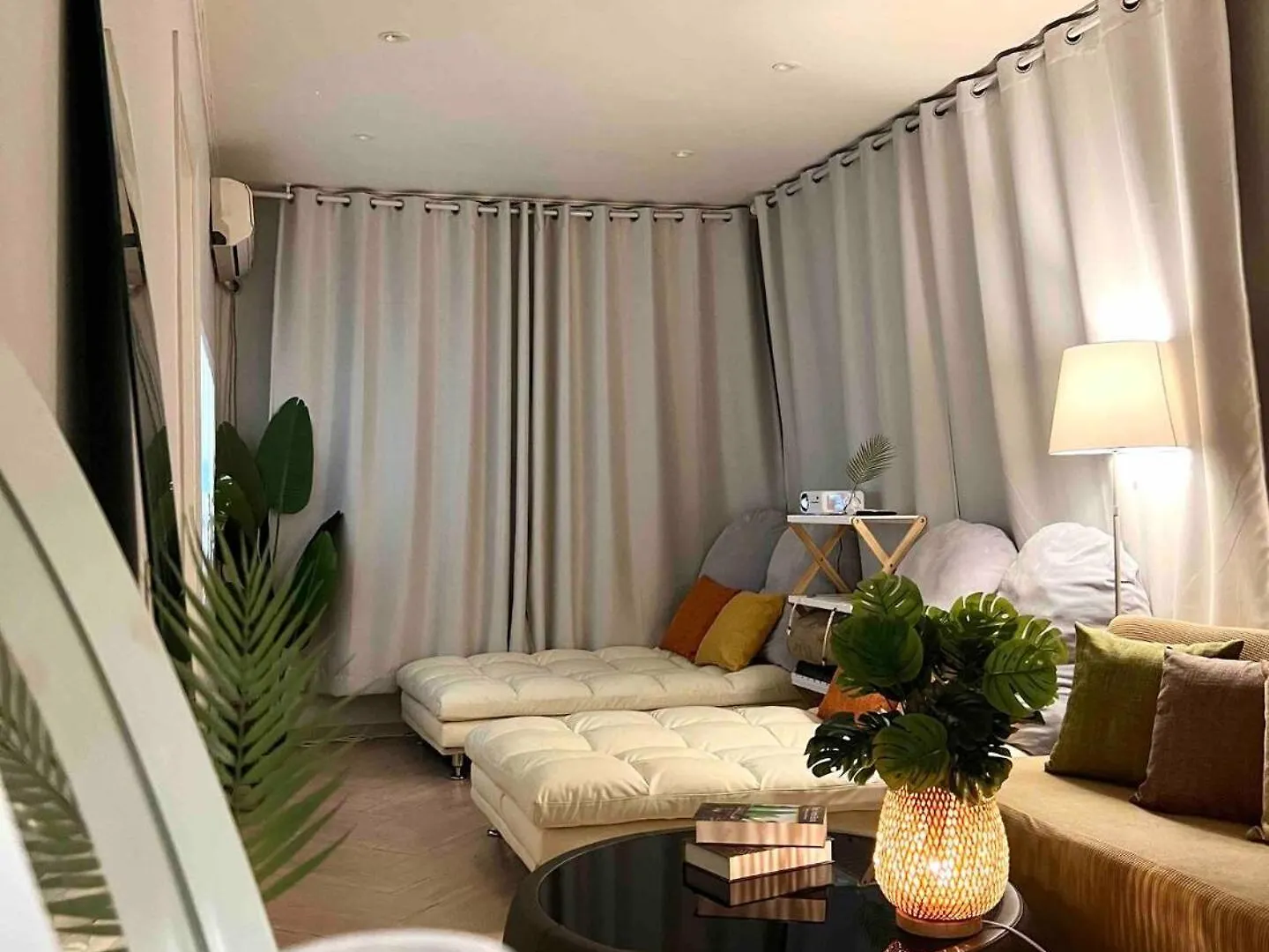 Apartment Center Of Gangnam 2Rooms&2Bathrooms Villa Seoul South Korea